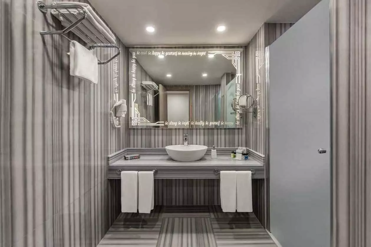 DELHINBEGRAND_SHABAVIZ (49).jpg